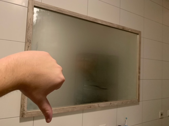 De beste tip waardoor je badkamer spiegel nooit meer beslaat