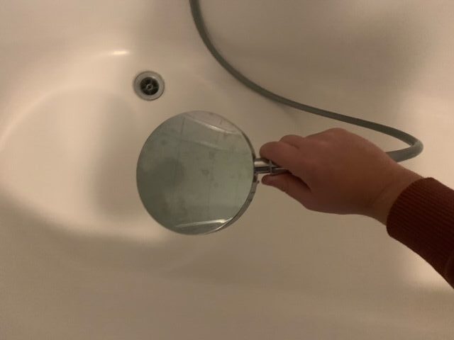 Detta är det bästa tipset för att rengöra ditt duschhuvud