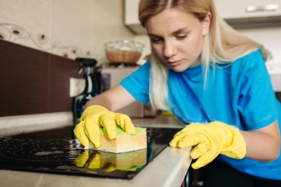 Clean a Glass Stove