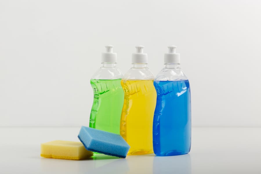 Uses for Dish Soap Around the House 
